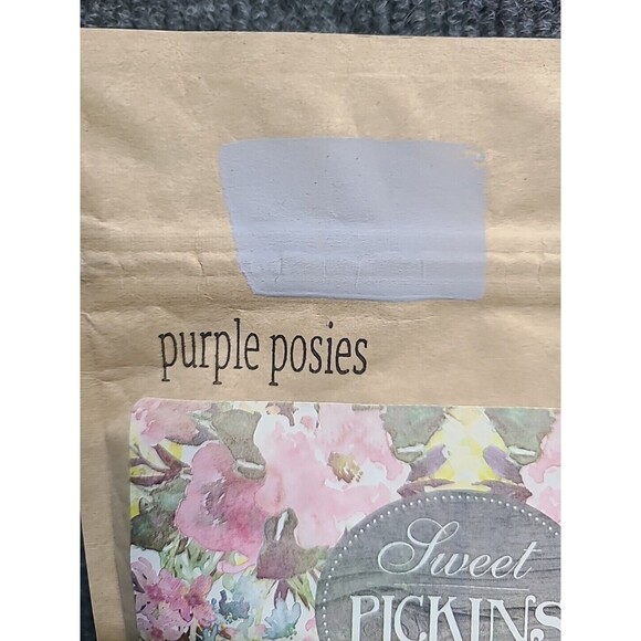 NEW Sweet Pickins Milk Paint  6 Oz ( Makes 1 Pint) Purple Posies - Picture 2 of 3